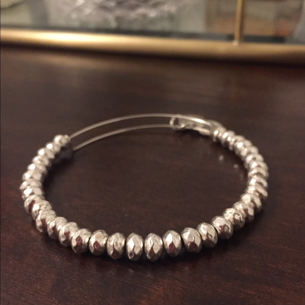 Beaded Bangle in Silver
